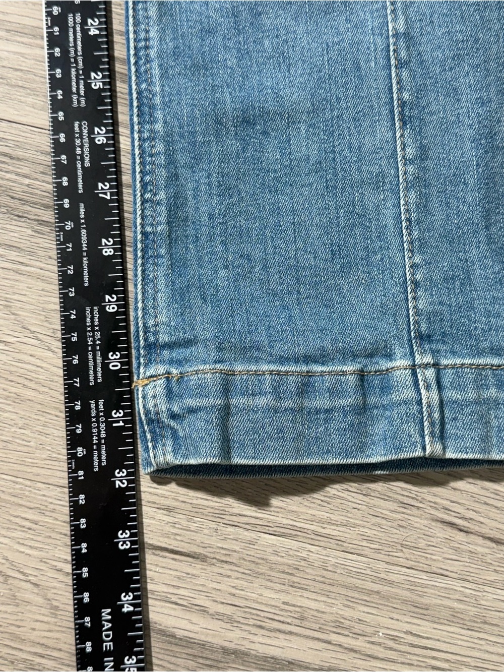 Ariat Real Denim 27R Ultra High Rise Wide Leg Jeans Women’s Light Wash NWT - Picture 9 of 16